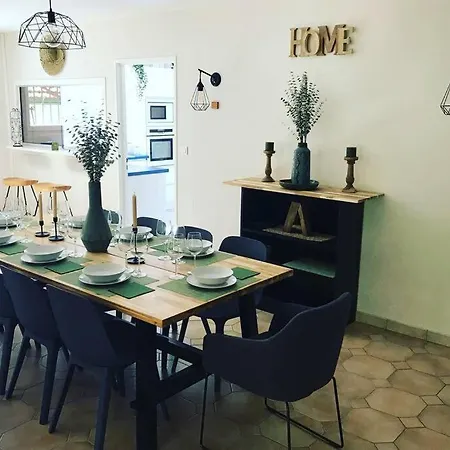 De Charme Parc Fleuri, Arbore Et Piscine A ヴィラ